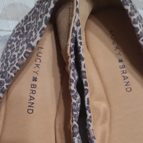 Lucky Brand Leopard Print Flats - Picture 4 of 5